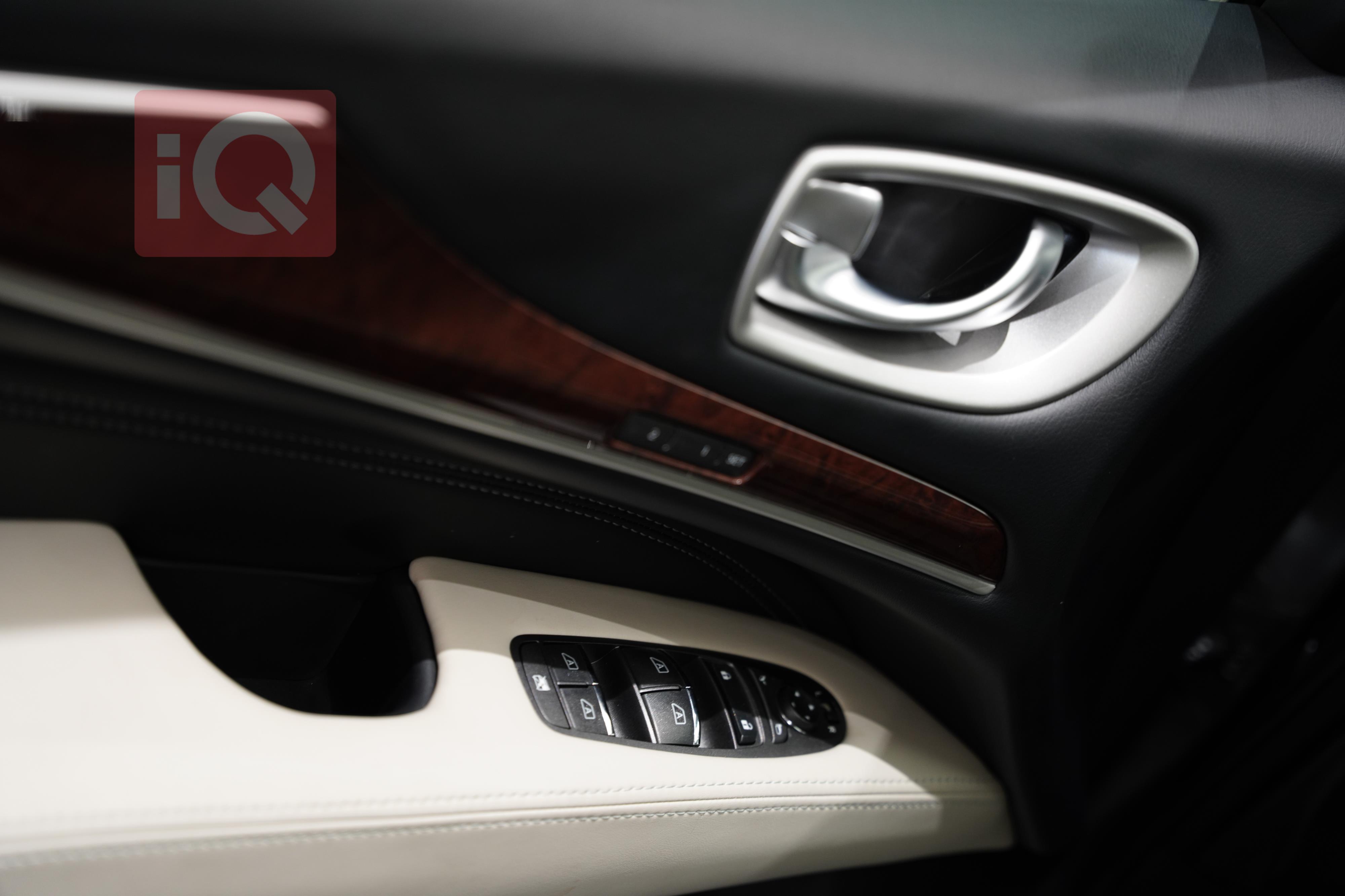 ئينفنتي QX60